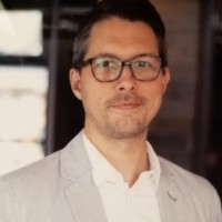 Distractive Employee Jonathan Duran's profile photo