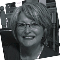Lynne Berg