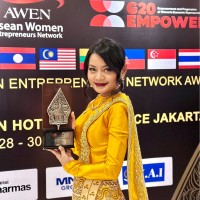 Chit Thu Email