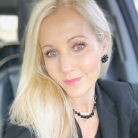 Favia Sapp Email & Phone Number