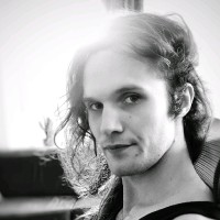 Adam Bergström Email