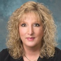 MidLink Logistics Employee Diane Pahl's profile photo