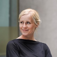 Annika Holland Email