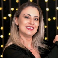 Record TV Paulista Employee Paula Gasparoto's profile photo