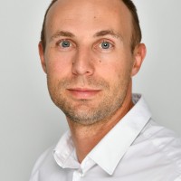 Julien Manteau Email