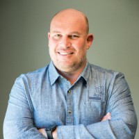 Erik de Vries Email