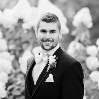 Logic of English Employee Travis Heschke's profile photo