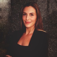 Lindsay M Email & Phone Number