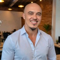 Regis Piaceski Email
