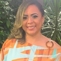 Aline Oliveira Email & Phone Number
