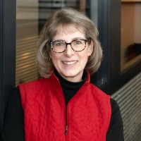 Communicators Group Employee Lucinda Zett's profile photo
