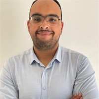 Rostom Bouguerra Email