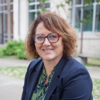 Apec Auvergne Rhône Alpes Employee Isabelle Cros's profile photo