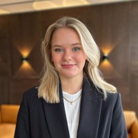 Maja Falk Email