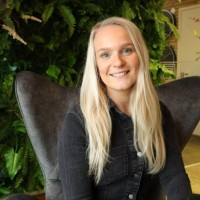 Cheyenne van Den Berg Email