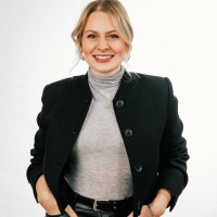 Anja Nerstheimer Email