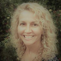 Lightshare Behavioral Wellness & Recovery (dba First Step) Employee Roni Duthie's profile photo