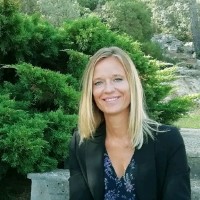 Louise Terryn Email