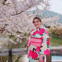 Into Japan Specialist Tours Employee Lucy Pătrașcu's profile photo