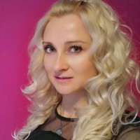 AVON Employee Marie Petzoldová's profile photo