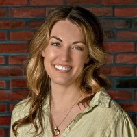 Lauren Wiegand Email & Phone Number