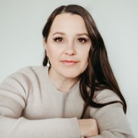 Amy McInnes Email