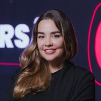 Beatriz Bataus Email