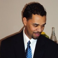 Source Code Employee Victor Dossantos's profile photo