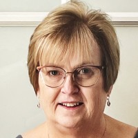 AIXIAL GROUP Employee Mary Cox's profile photo