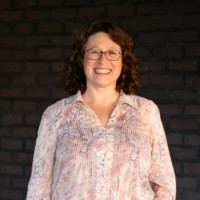 Angie Ritter