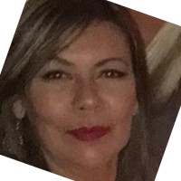 Warren Tricomi Salon Employee Ana Silva's profile photo