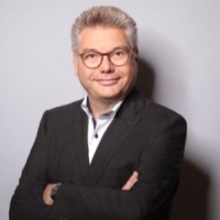 Stefan Verseck Email