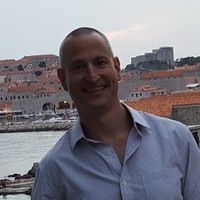 Erez Golan Email