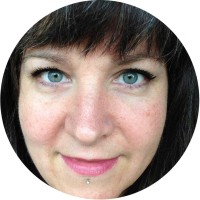 Lezley Davidson Email & Phone Number