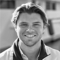 Julian van Dijk Email