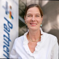 Cornelia Sonnenberg Email