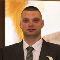 Dariusz Rogacki Email
