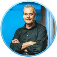 Stef Devriese Email