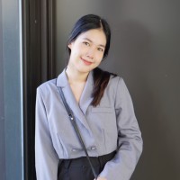 Nunlaphat Tadee Email