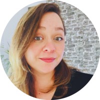 Victoria Ossolinski Email