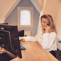 Angélica van Overveld Email