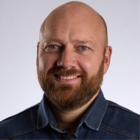 Nils Brøgger Email