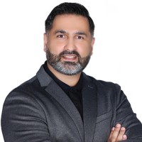 eXtra (United Electronics Co.) Employee Deepak Sharma's profile photo