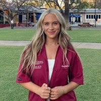 Veterinary Specialist Services Employee India-Rose Richardson's profile photo