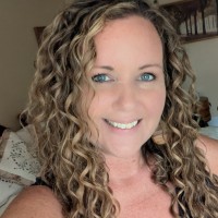Raven Naturally Local Employee Melanie Knowles's profile photo