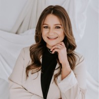 TOV Furniture Employee Chloe Henry's profile photo