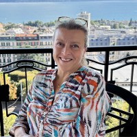 Isabella Karat Email
