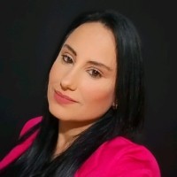 Fabiane Portella Email