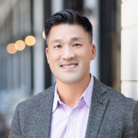 CBRE Employee Thomas Nguyen's profile photo