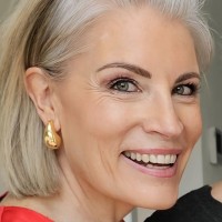 Renee Müller Email & Phone Number